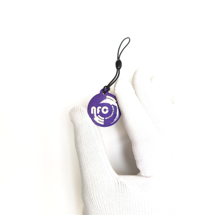 NFC Hang Tags - NFC Tagify